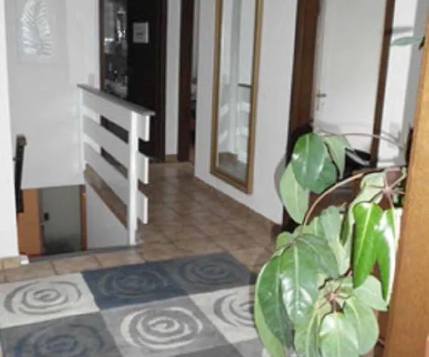 Federleicht ורמלסקירכן